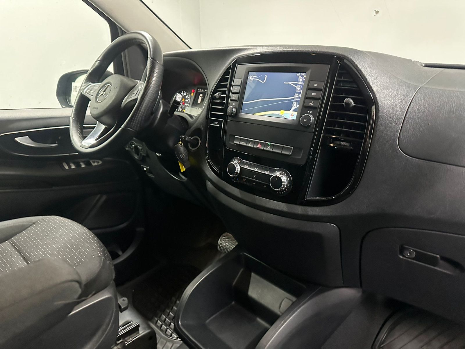 Fahrzeugabbildung Mercedes-Benz Vito  114 4MATIC Tourer Pro Lang*EDITION*AHK*