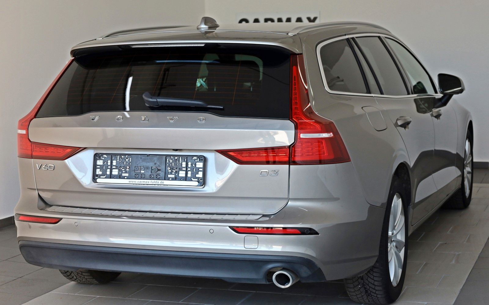 Fahrzeugabbildung Volvo V60 Momentum Pro Leder,Navi,LED,CarPlay, AHK el.