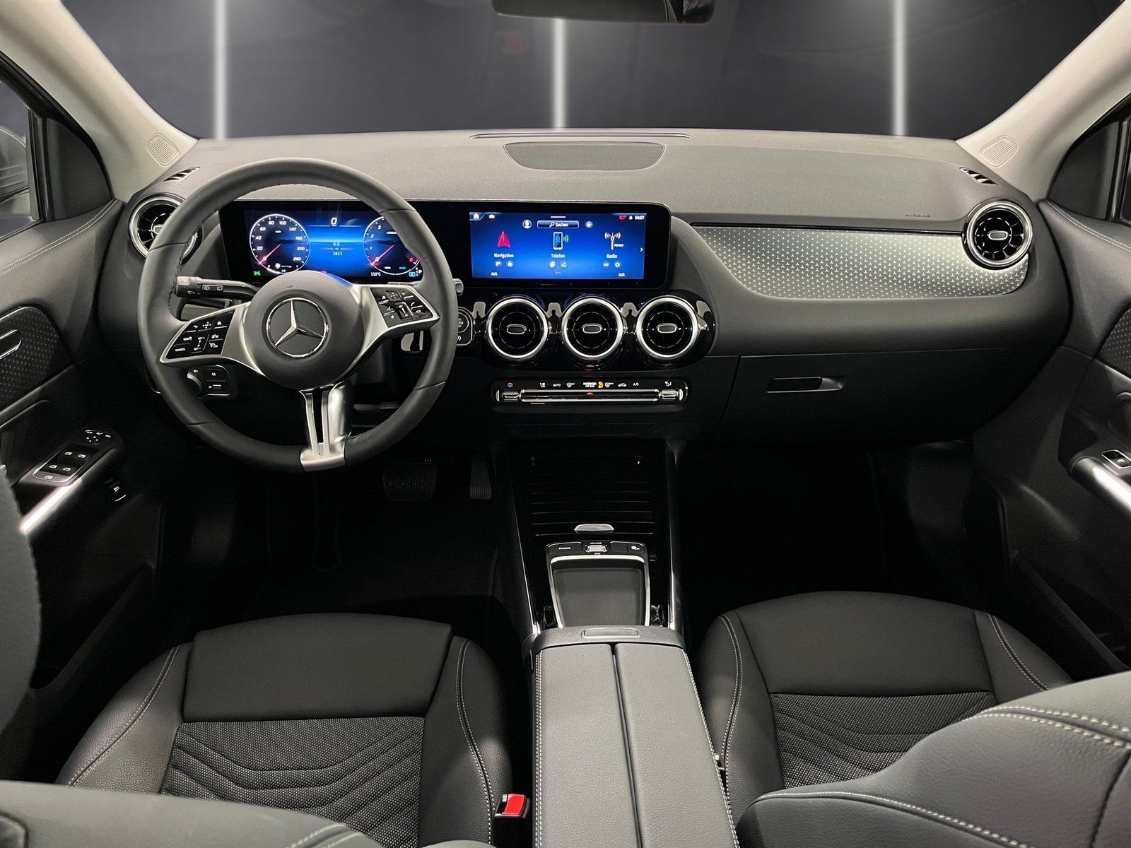 Fahrzeugabbildung Mercedes-Benz GLA 180 Progressive Adv.*Distronic*Totwinkel*LED