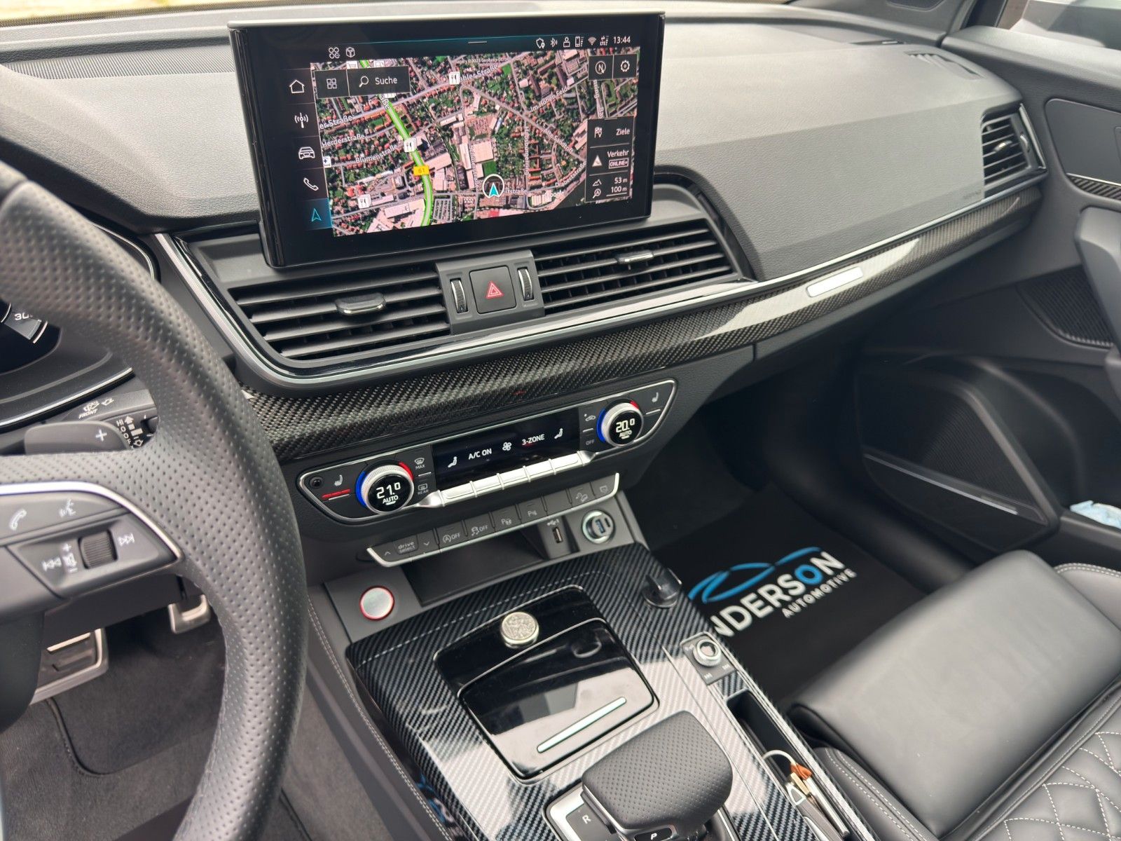 Fahrzeugabbildung Audi SQ5 TDI B&O HUD AHK PANO STHZ 21" CARBON COVER