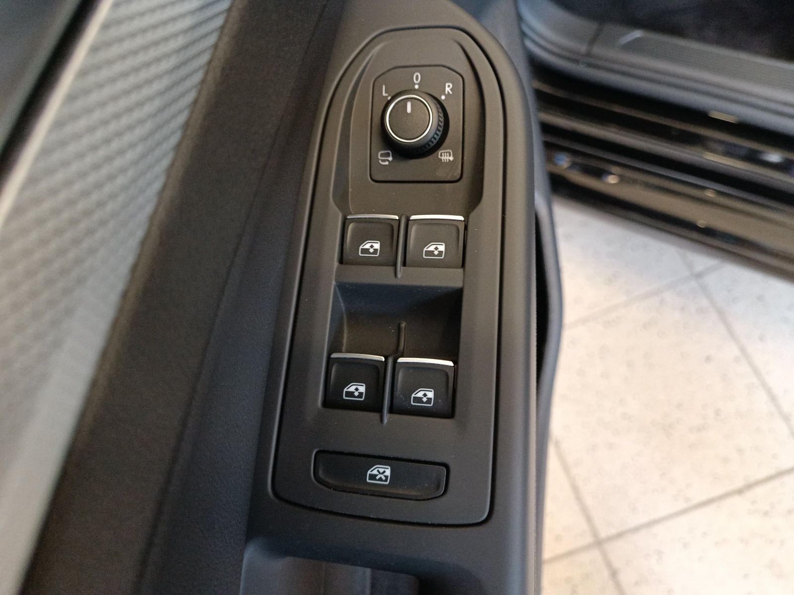 Volkswagen Golf - Bild 17