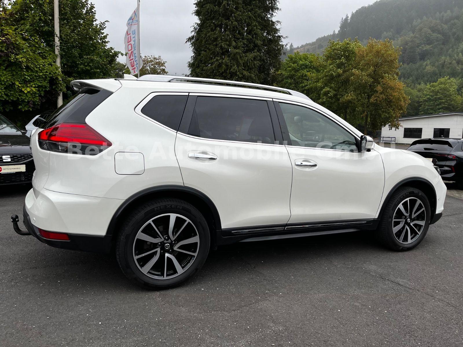 Nissan X-Trail 1.6 DIG-T Tekna *NAVI*LED*PANO*AHK*360°