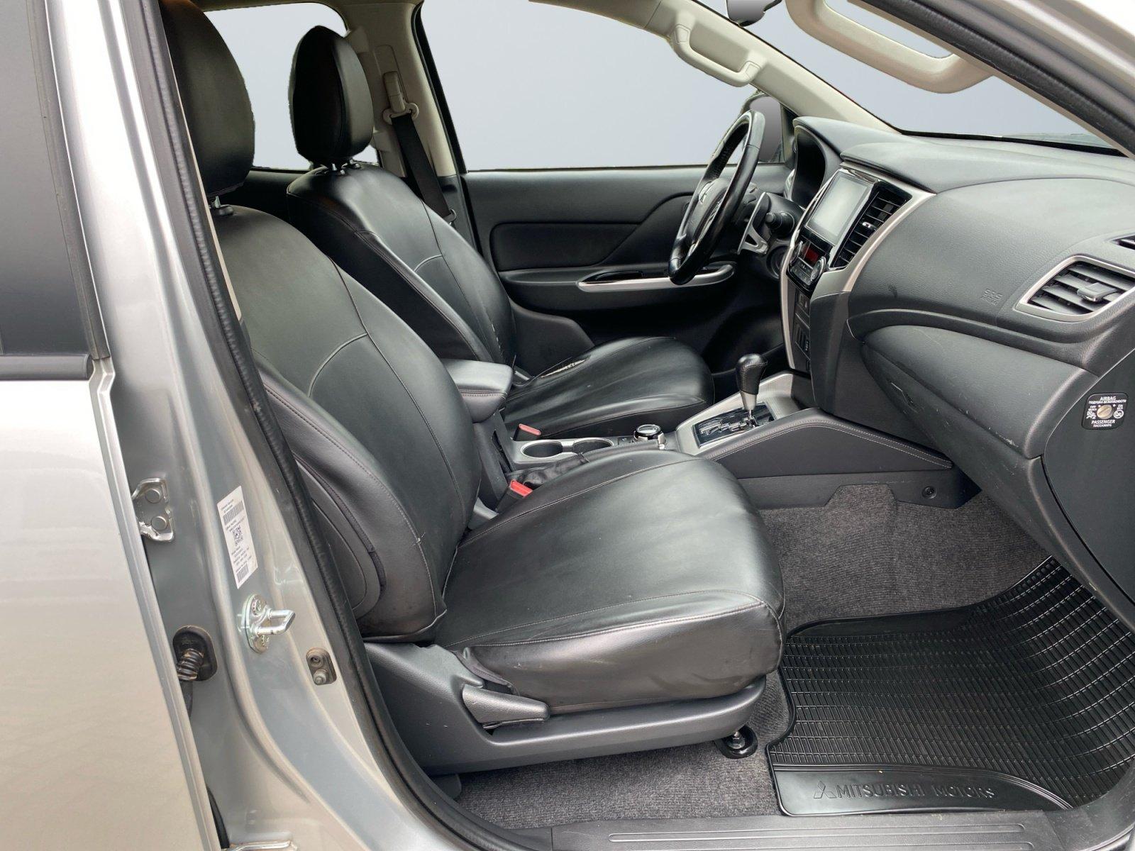 Mitsubishi L200 SELECT 2,2 DI-D Aut. TEMP+SHZ+KAMERA+DAB