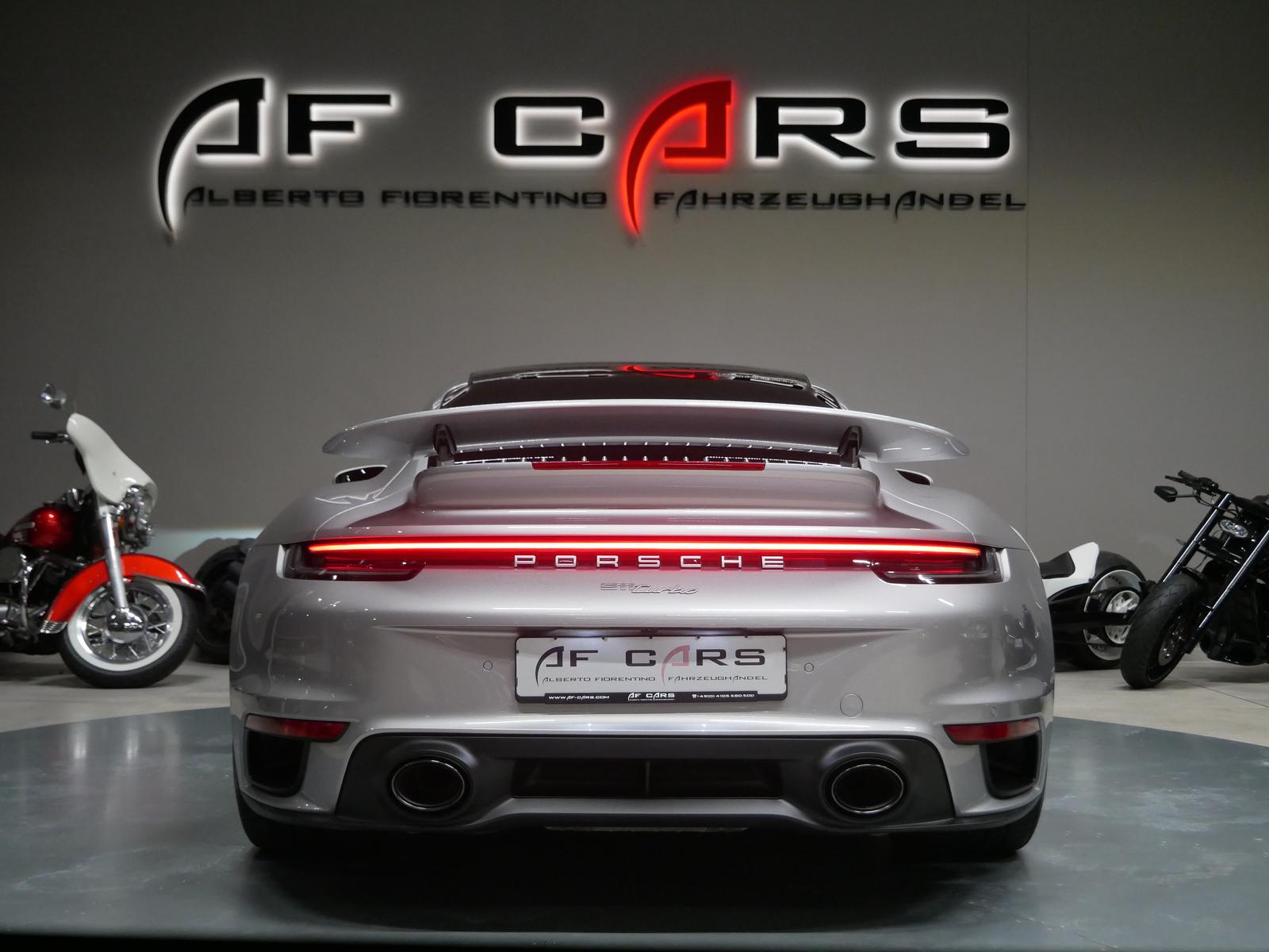 Porsche 992 911 992 Turbo Sportabgas Sitzbelüftung