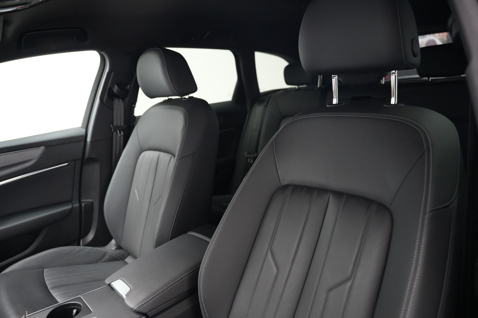 Fahrzeugabbildung Audi A6 Avant 35 TDI *Virtual*Navi*SHZ*AHK*Klima*