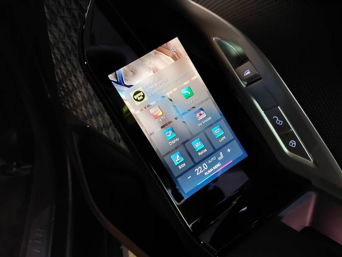 Fahrzeugabbildung BMW i7 xDrive60 Limousine M Sportpaket B&W Surround