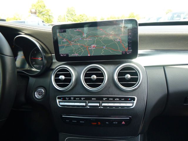 Fahrzeugabbildung Mercedes-Benz C 200 d Lim >NAVI/LED-Licht/SHZ/Parkassist/PDC<