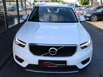 Volvo XC40 - 3