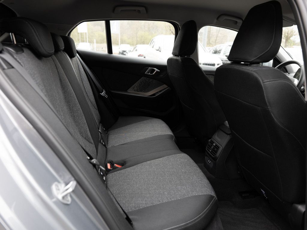 BMW 120 - Bild 9
