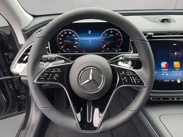 Mercedes E 200 - 11