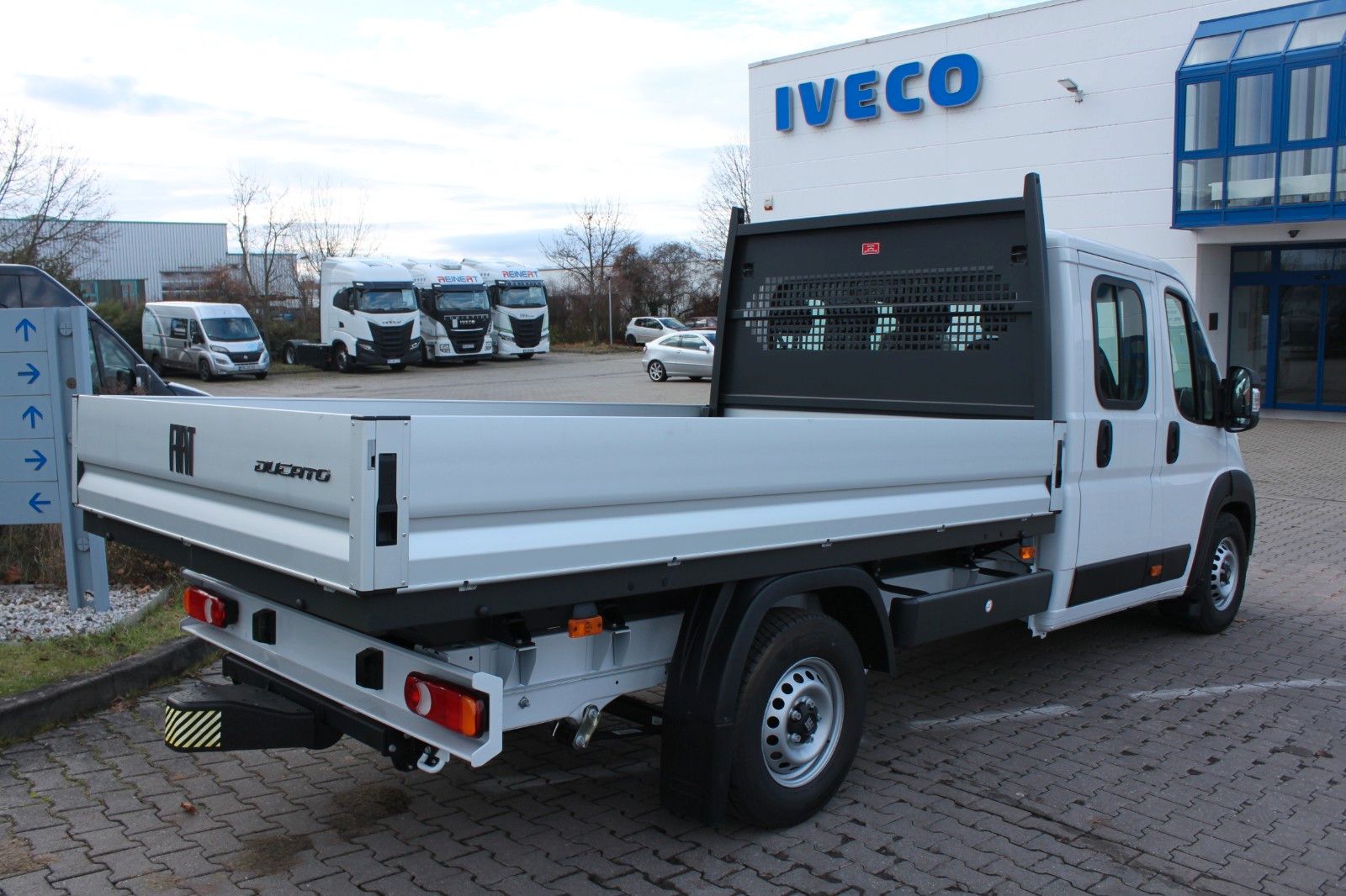 Fahrzeugabbildung Fiat Ducato DoKa  Pritsche 35 Standheizung/AHK