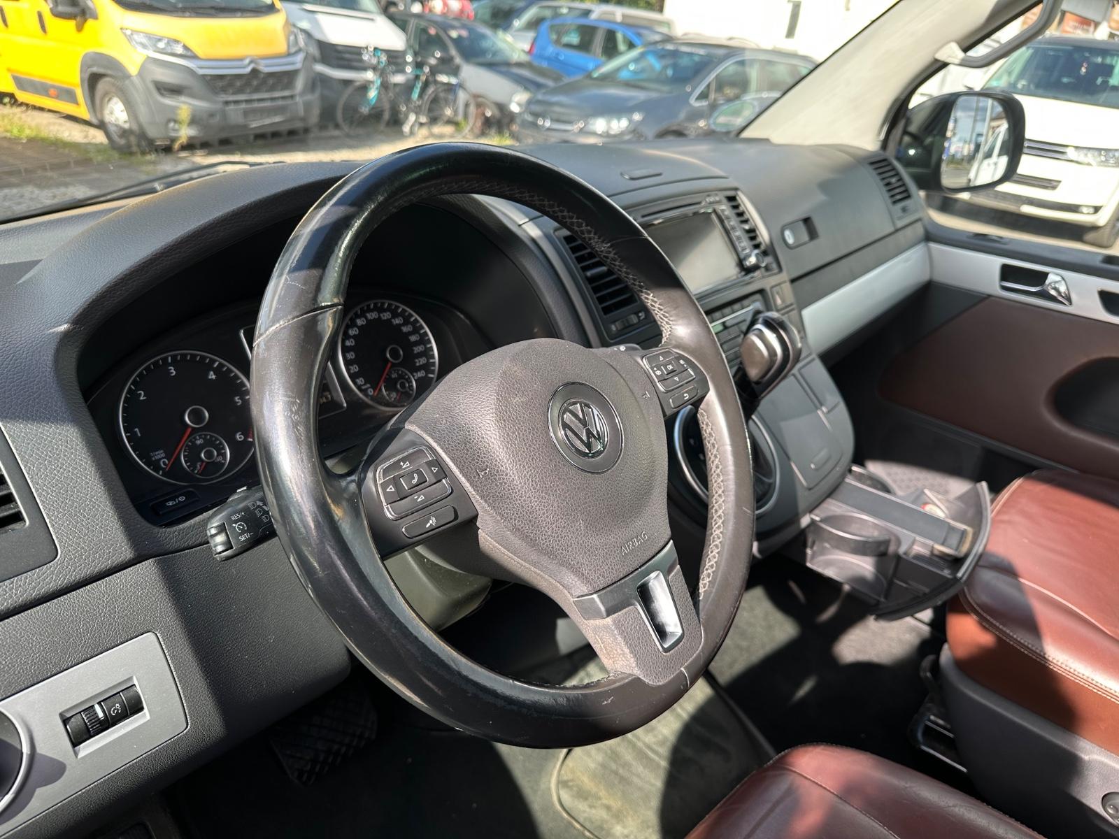 VOLKSWAGEN T5 MULTIVAN - 140 ch - HIGHLINE - CUIR