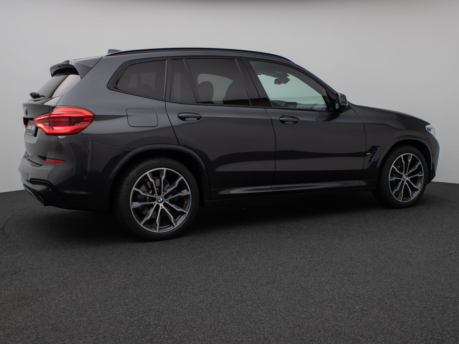 Fahrzeugabbildung BMW X3 xD30e M Sport Panorama 360°HUD DAB HiFi 20Zl