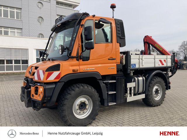 Mercedes-Benz Unimog U 318 m. Ladekran PK 3400