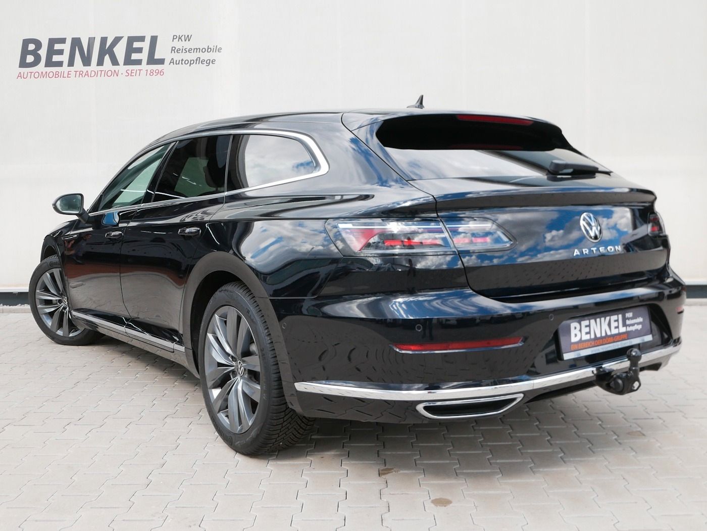 Fahrzeugabbildung Volkswagen Arteon SB 2.0 Elegance NEU60T AHK Kamera DSG SHZ