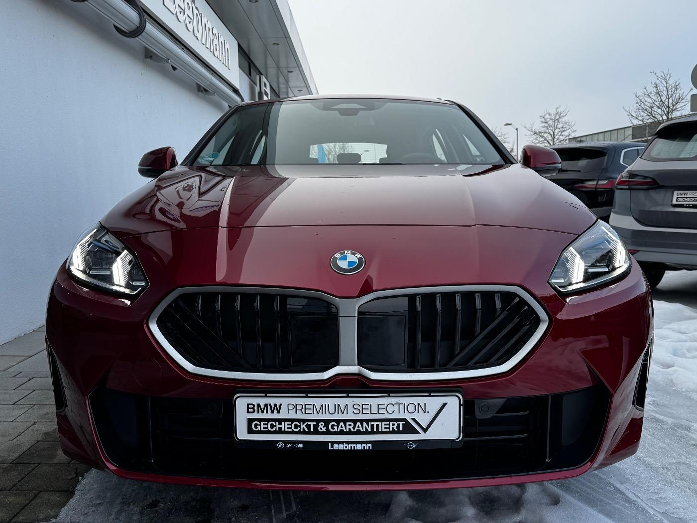 BMW 118d AdaptLED/RFK/DrivAssi GARANTIE bis 02/2030