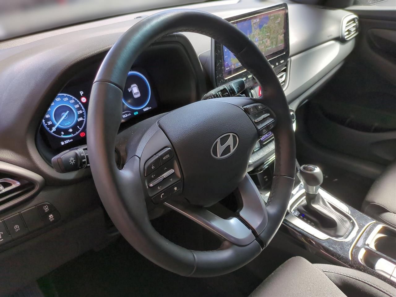 Fahrzeugabbildung Hyundai i30 ADVANTAGE LED*SHZ*LHZ*NAVI*CARPLAY*ZV*