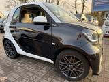 Smart ForTwo*BRABUS STYLE*NAVI*PANORAMA*SITZHEIZUNG - Smart Gebrauchtwagen von 2019