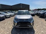 Mitsubishi Outlander PHEV Intro Edition 4WD - Mitsubishi Outlander: Intro Edition