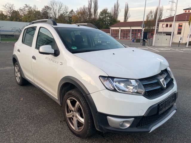 Dacia Sandero II Stepway Prestige*Navi*Klima*PDC*Euro6