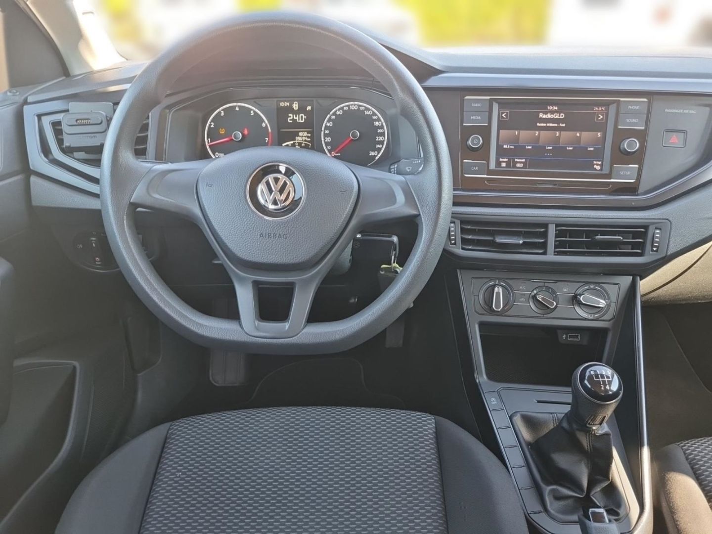 Fahrzeugabbildung Volkswagen Polo Trendline VI (AW1)(08.2017- 2021)