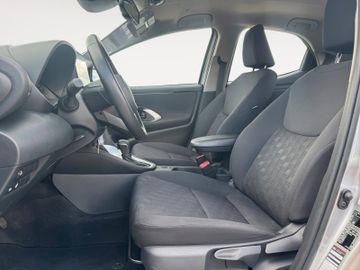 Toyota Yaris - 8