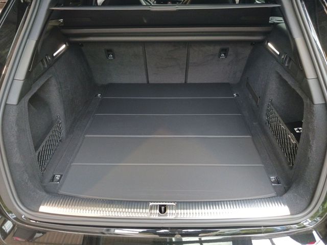 RS4 Avant QUATTRO MATRIX+280 KM/H+PANO+KAMERA+VC