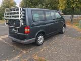 Volkswagen T5 Multivan Beach (Camper) - Volkswagen: Multivan Beach