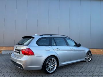 BMW 320 - 4