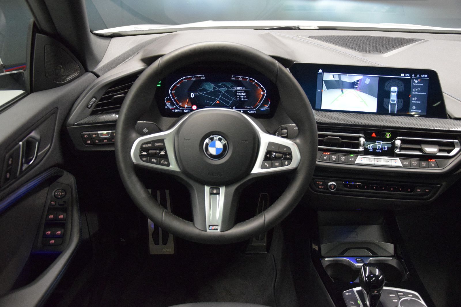 Fahrzeugabbildung BMW 218 Gran Coupé M Sport Pano H&k Leder ACC Kamera