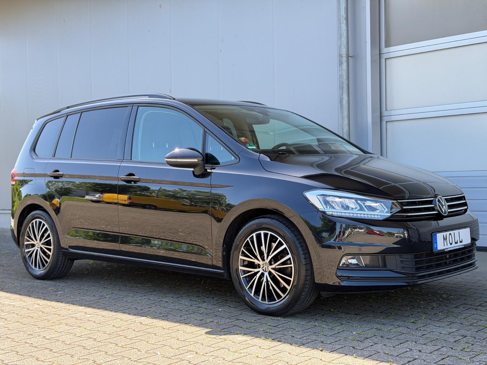 Volkswagen Touran TSI 7-Sitzer AHK ACC+ DYNAUDIO Easy-Open