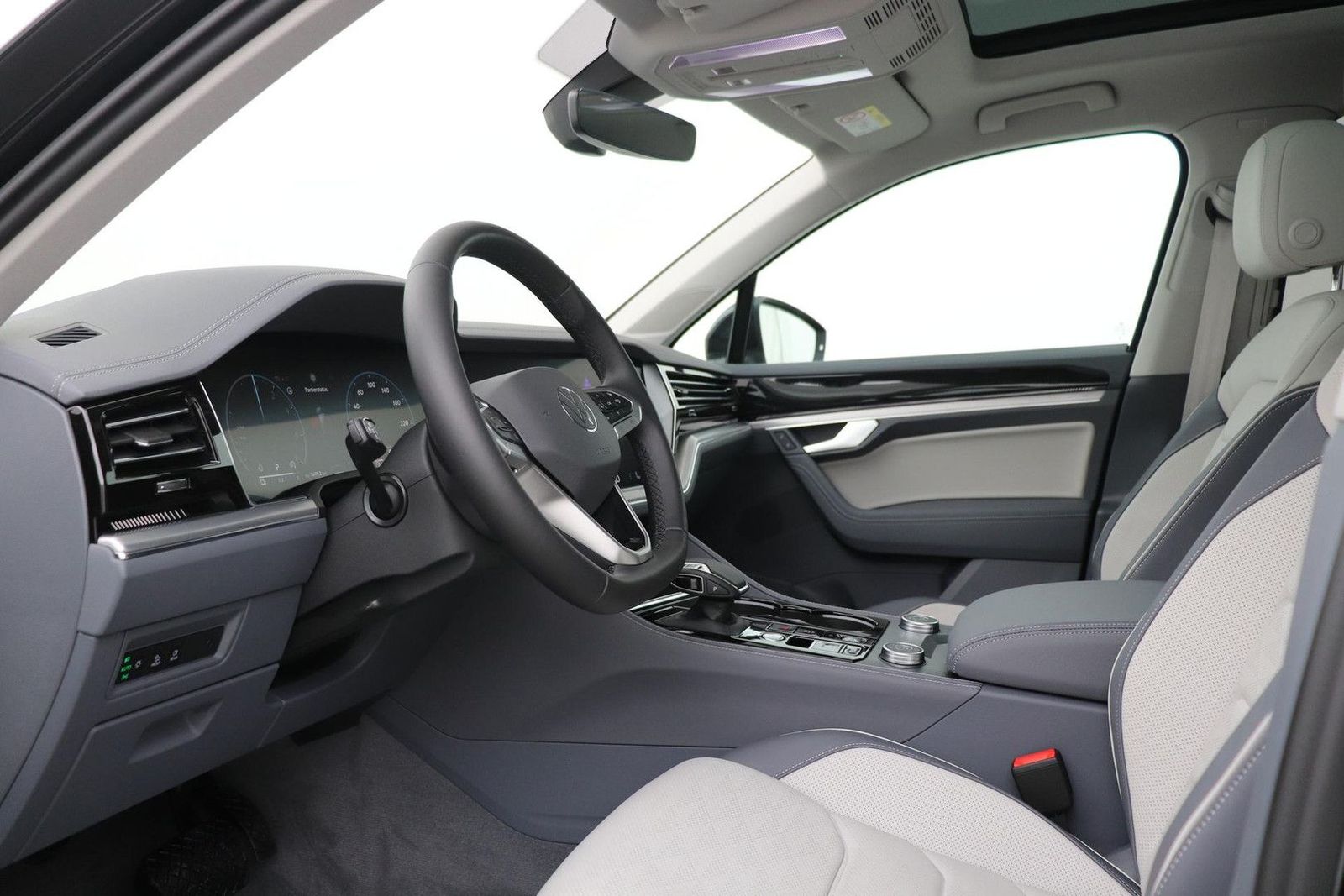 Volkswagen Touareg 3.0 TSi eHybrid 4MOTION Elegance | luftf imagem 3
