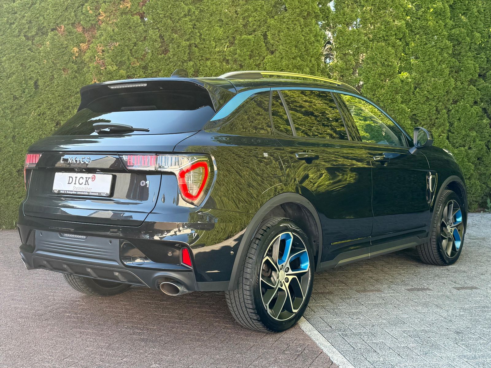 Fahrzeugabbildung Lynk&Co 01 1.5 T Aut PHEV PANO+LED+NAVI+ACC+MEMO+SHZ+360