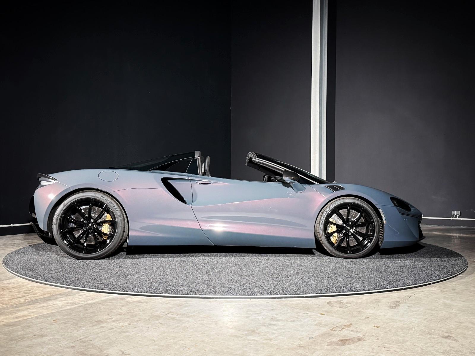 McLaren Artura Spider + MSO Lava Grey + Carbon Pack +PPF