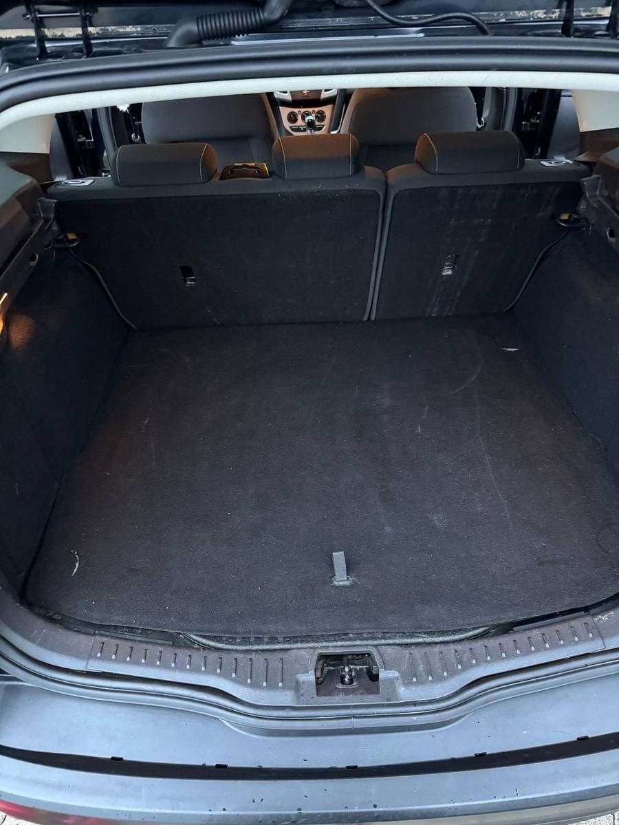 Ford Focus 2014 — engine 125 HP (92kW)