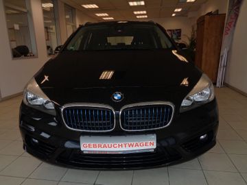 Fahrzeugabbildung BMW 225 Active Tourer 225xe Sport Line / NAVI /