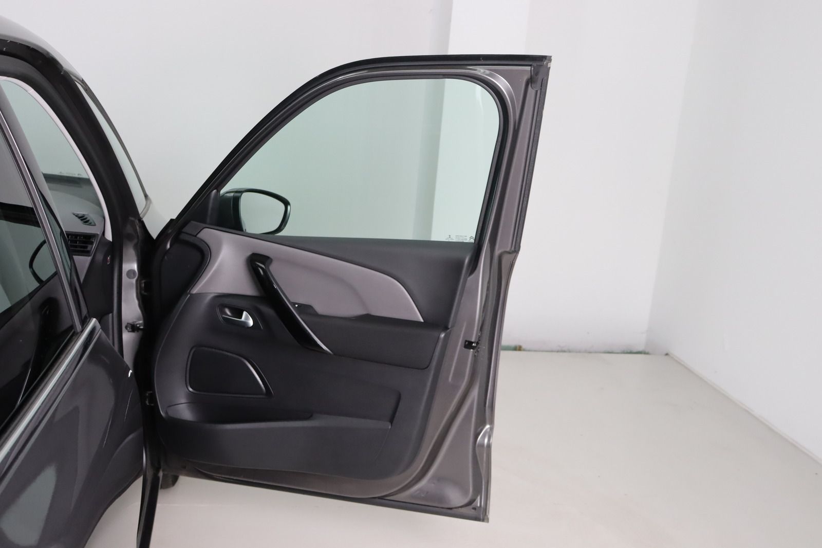 Fahrzeugabbildung Citroën C4 Spacetourer *RFK * Navi * Sitzhg. * Tempomat