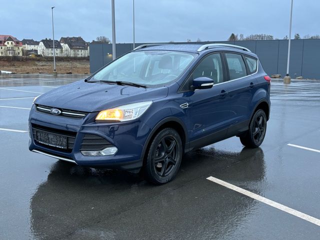 Ford Kuga Trend MwSt ausw. *SHZ* *ALU* TÜV 10/2025