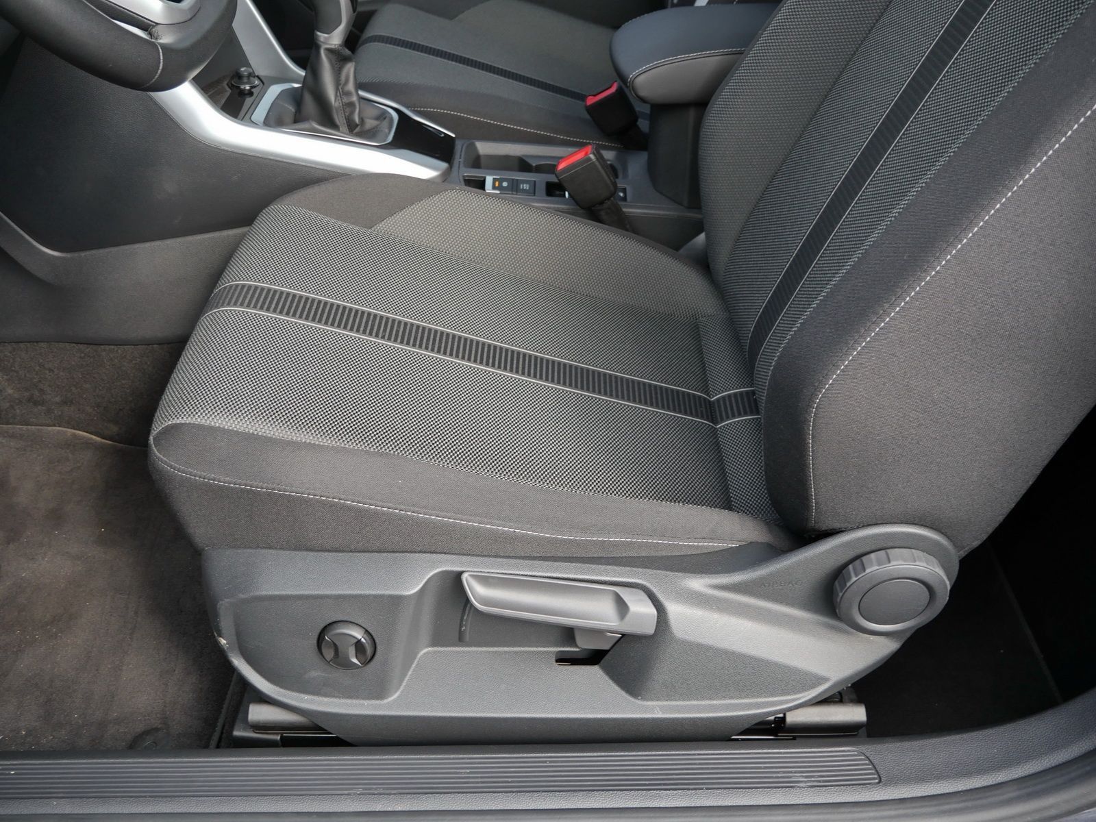 Volkswagen T-Roc - Bild 22