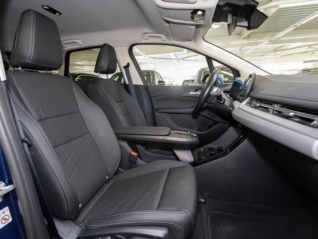 BMW 218 Active Tourer - Bild 11