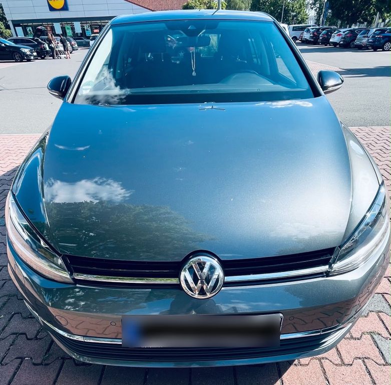 Image of Volkswagen Golf