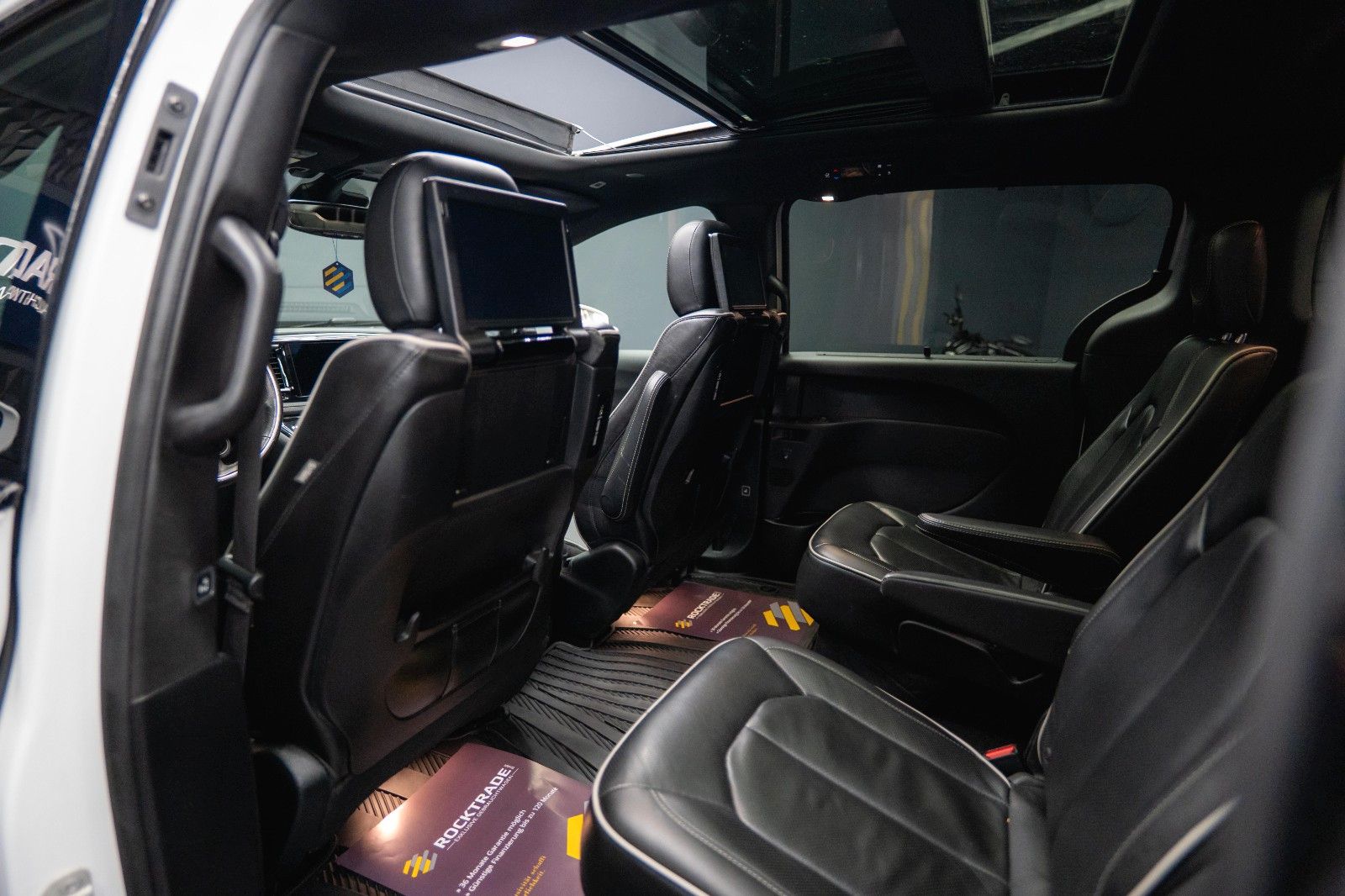 Fahrzeugabbildung Chrysler Pacifica 3.6 V6 LIMITED Night *Pano*CarPlay*ACC