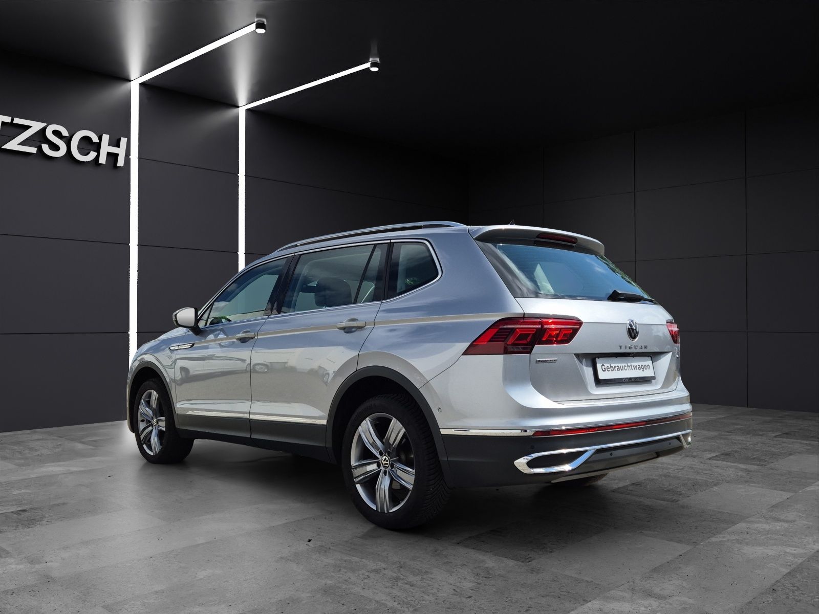 Fahrzeugabbildung Volkswagen Tiguan Allspace TSI Elegance DSG 4M Matrix Navi