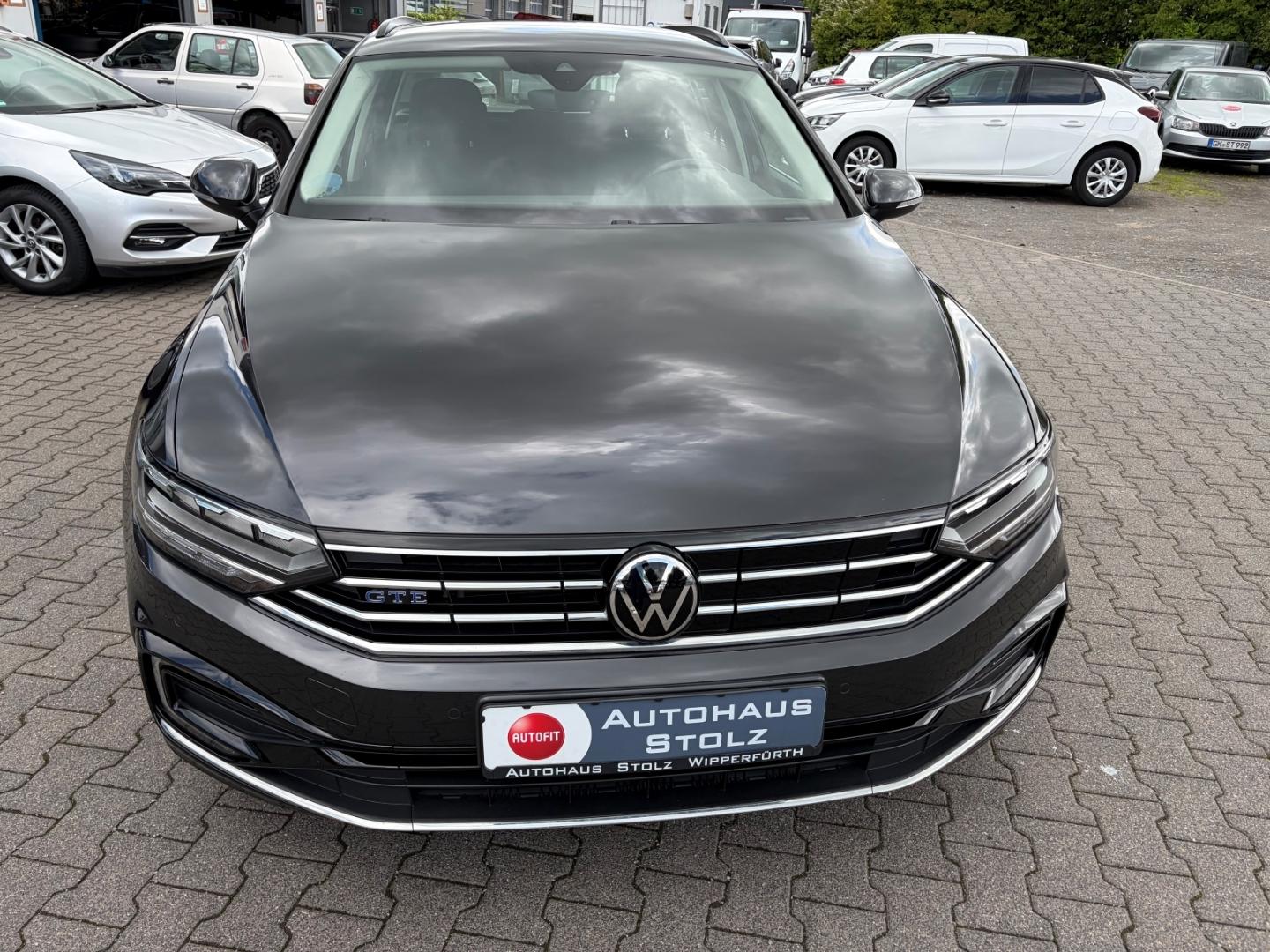 Volkswagen Passat Variant GTE AHK-klappbar Navi Massagesitz