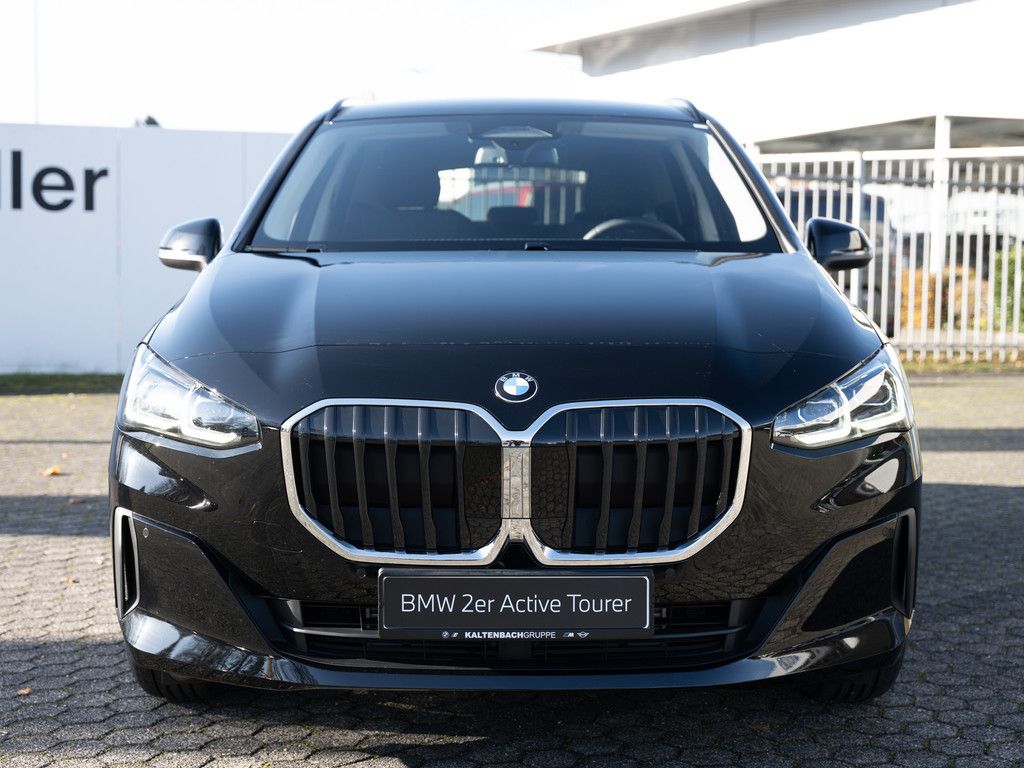 BMW 218 Active Tourer - Bild 3