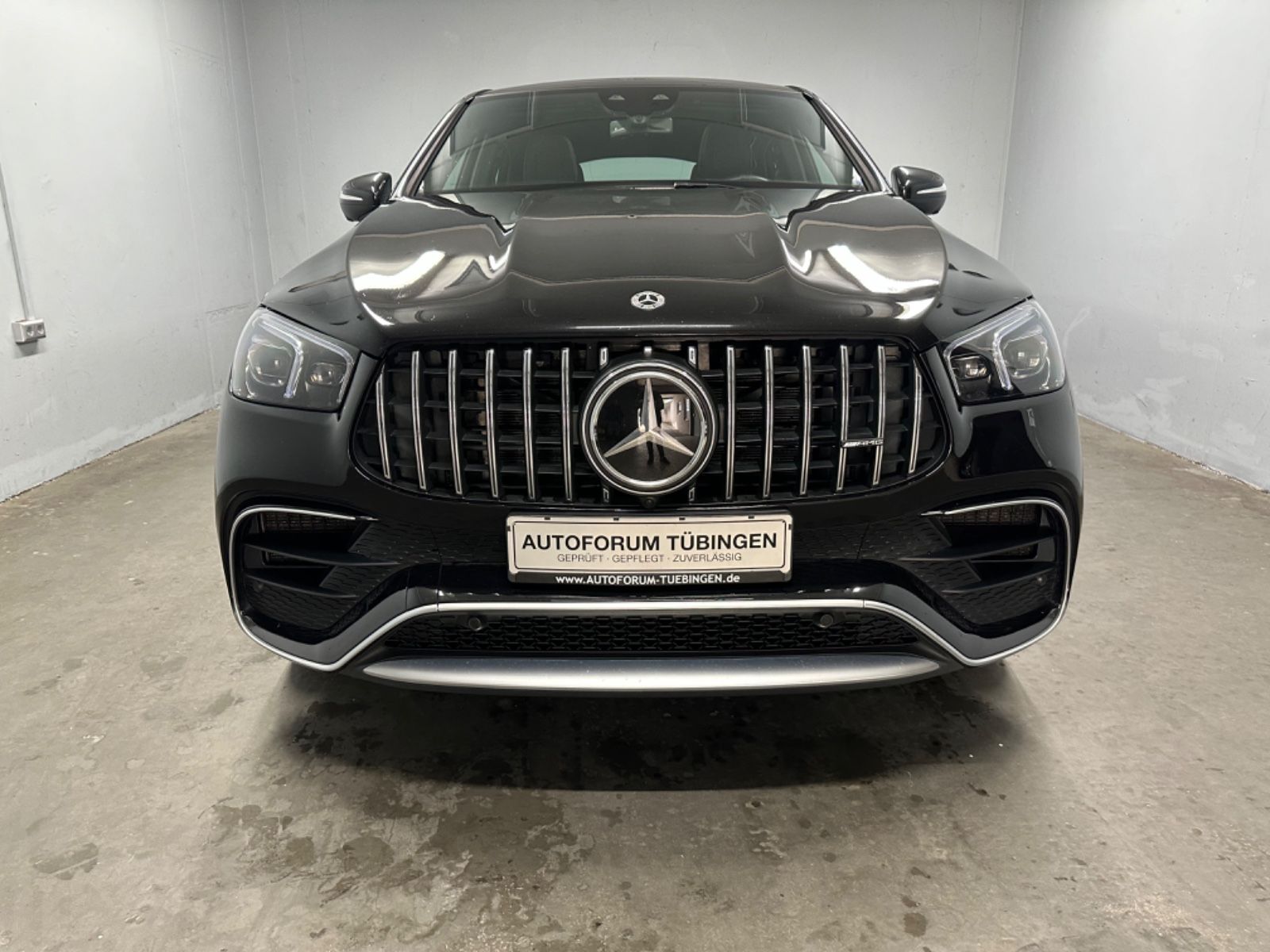 Fahrzeugabbildung Mercedes-Benz GLE 63 4MATIC+ COUPE *DISTRO*VMAX*PANO*SDH