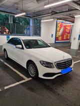 Mercedes-Benz E 200 Autom. - - Mercedes-Benz Gebrauchtwagen in München