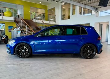 Volkswagen Golf - 3