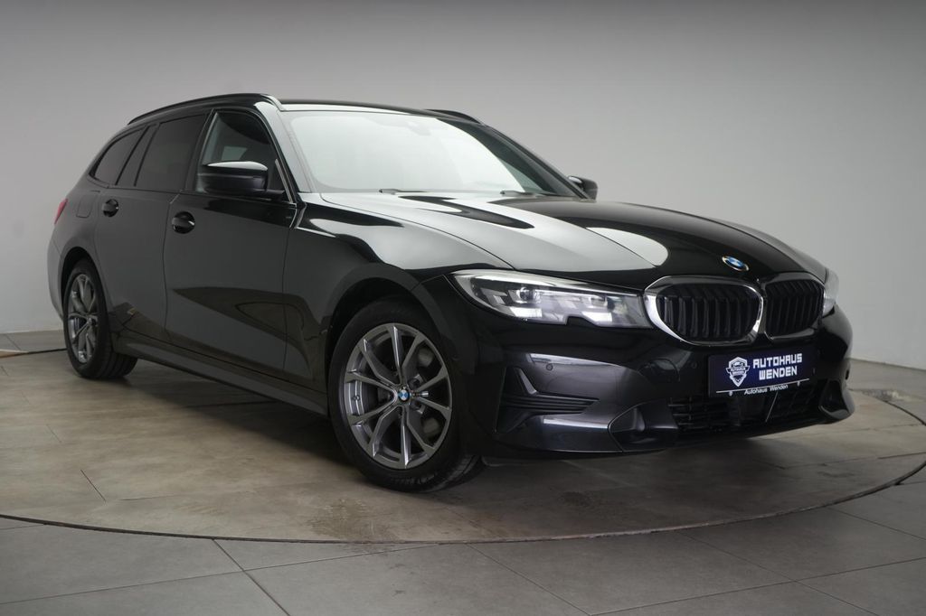 Image of BMW 320