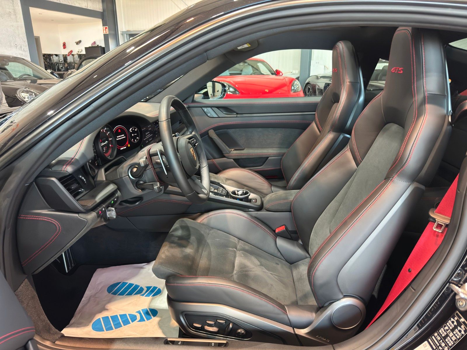 Porsche 911/Carrera/4/GTS/PANO/SHZ/LED/360*/ foto 8